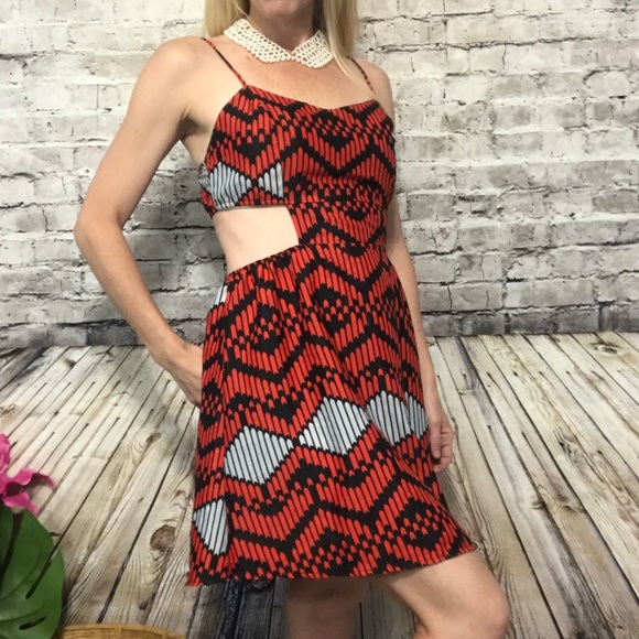 Love Audrey Red Cut out Waist Dress - Picture 8 of 8
